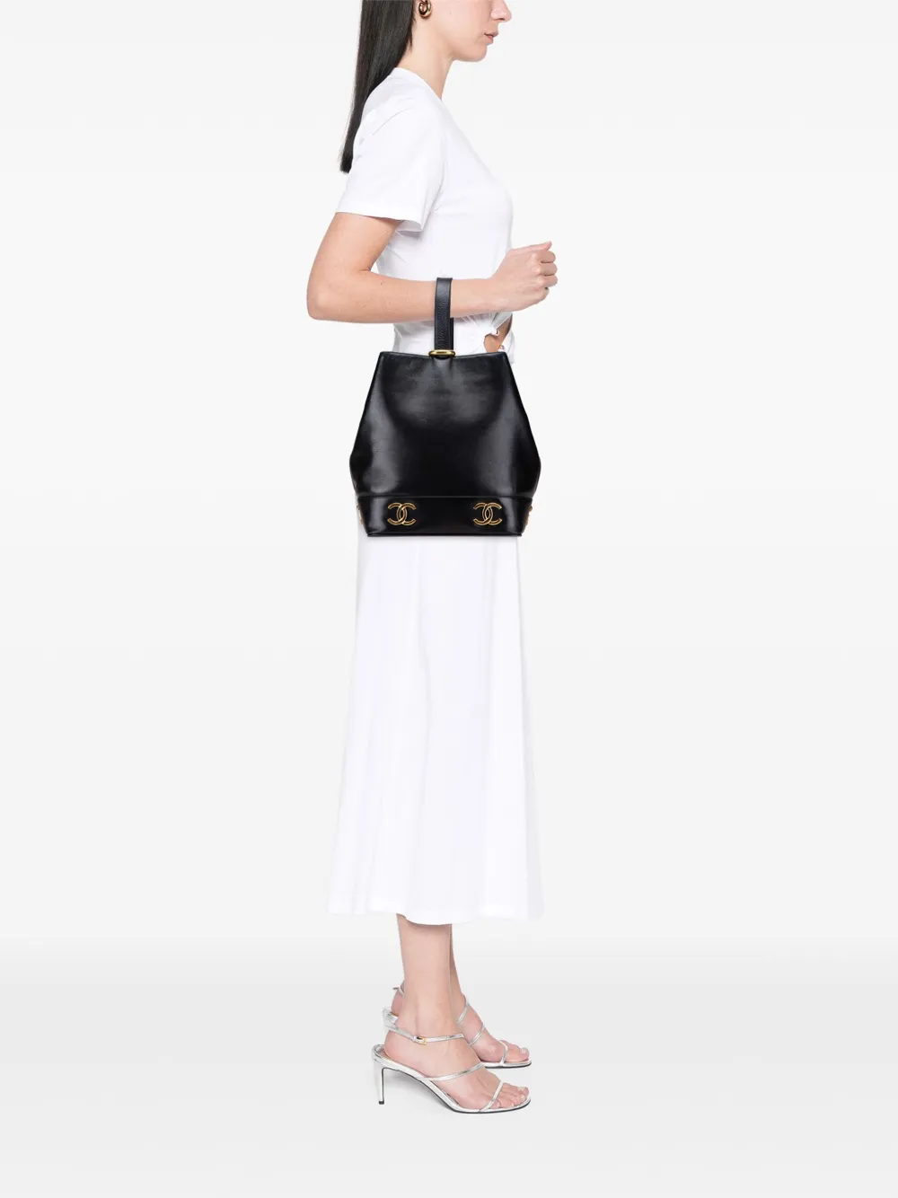 CHANEL Pre-Owned 1991-1994 Triple CC Lambskin bucket bag | Pre-Owned | Image 2
