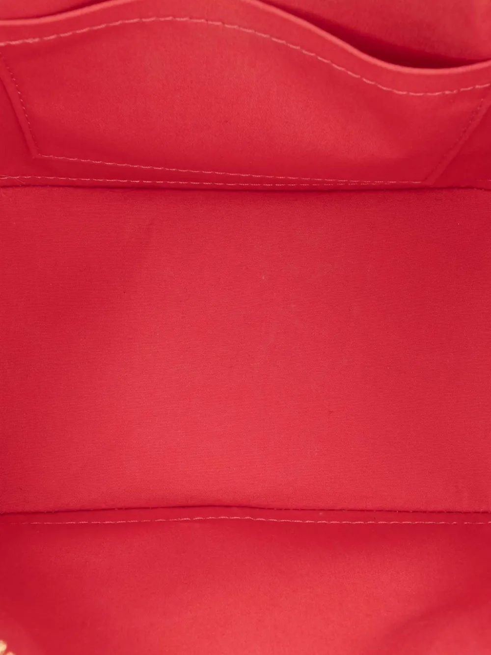 Pre-owned Louis Vuitton 2015 Monogram Vernis Alma Bb Satchel In Red