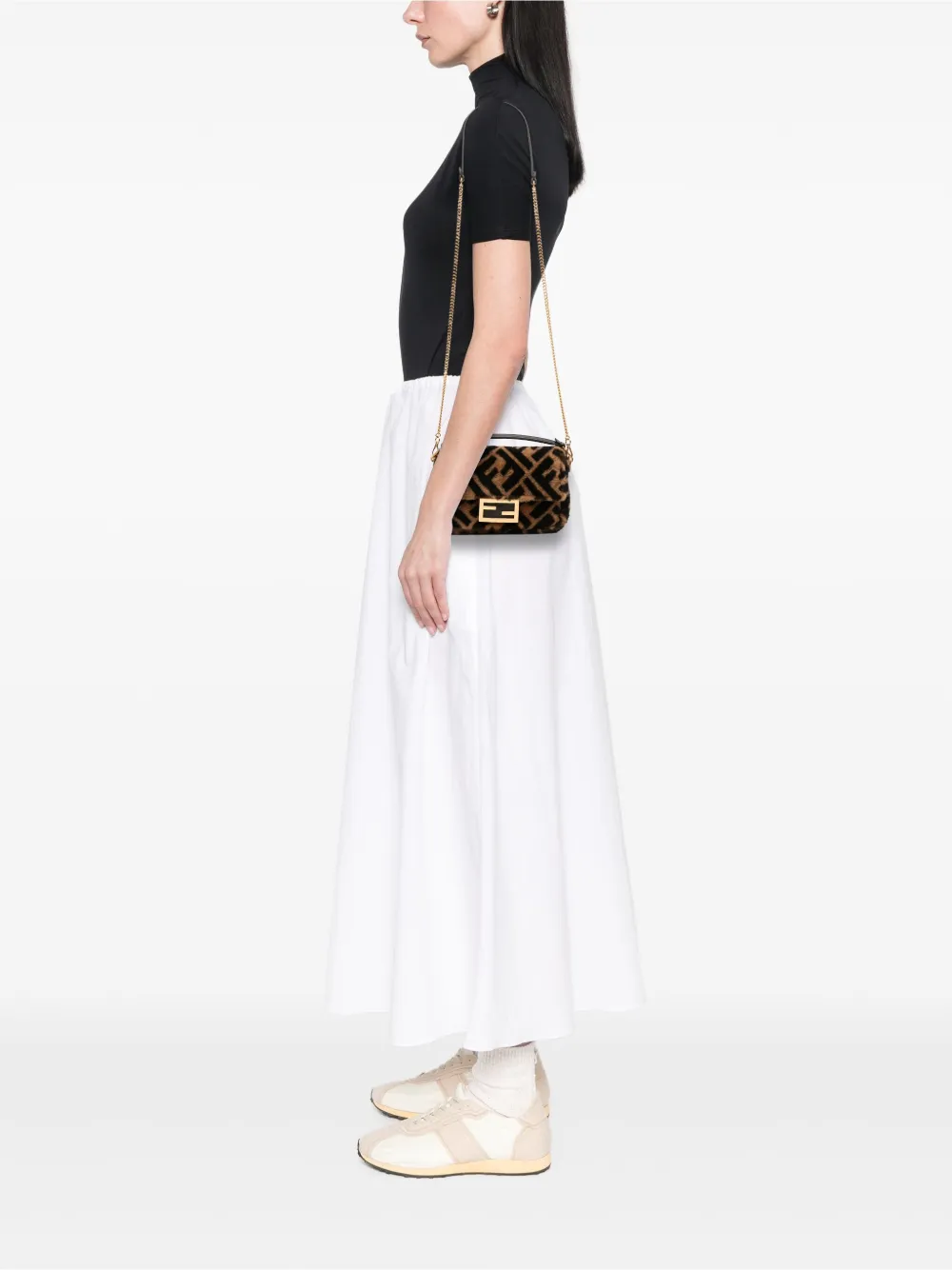Fendi Pre-Owned 2010-2025 Mini Zucca Shearling Chain Baguette satchel | Pre-Owned | Image 2