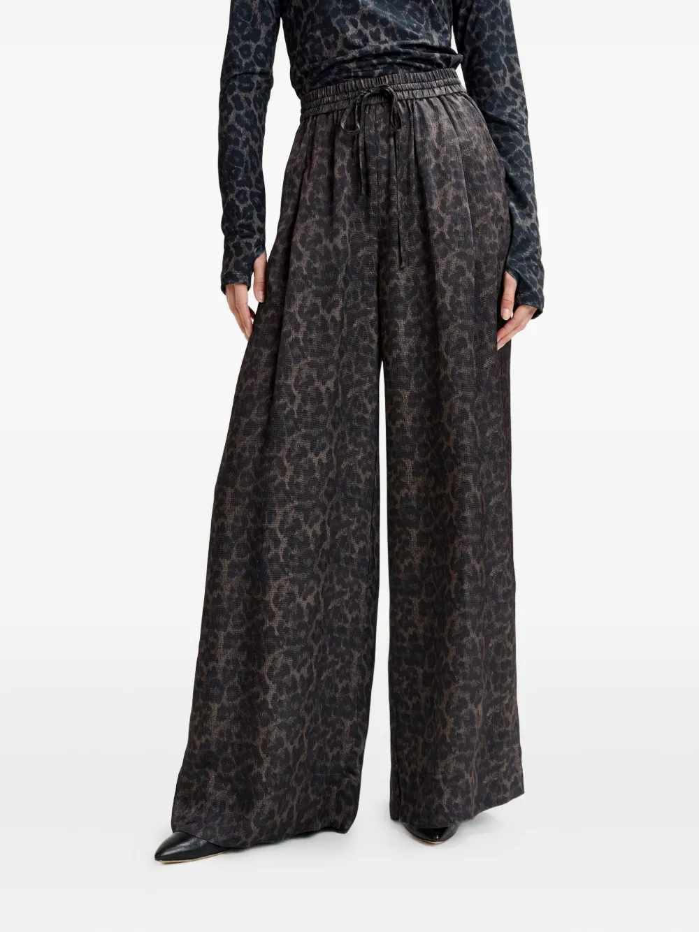 Essentiel Antwerp Irving Leopard-print Drawstring Trousers In Black