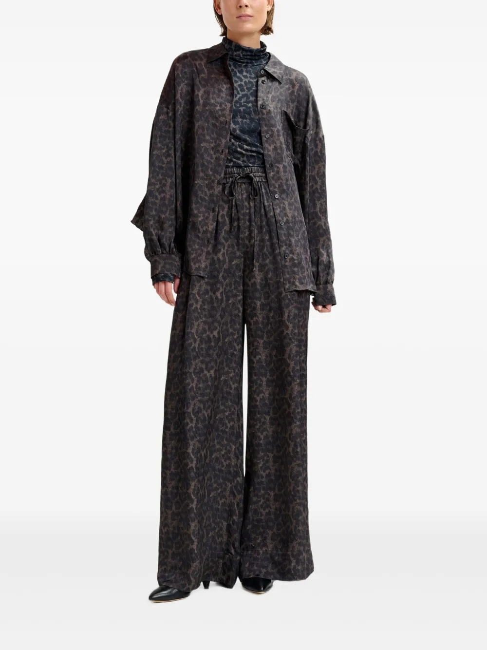 Essentiel Antwerp Ilorin Leopard-print Ruffled Shirt In Black