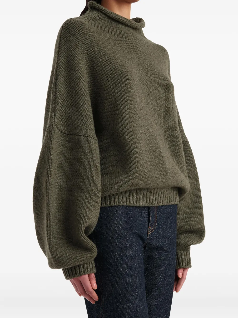 KHAITE Juniper gebreide trui met ballonmouwen en trechterhals Groen