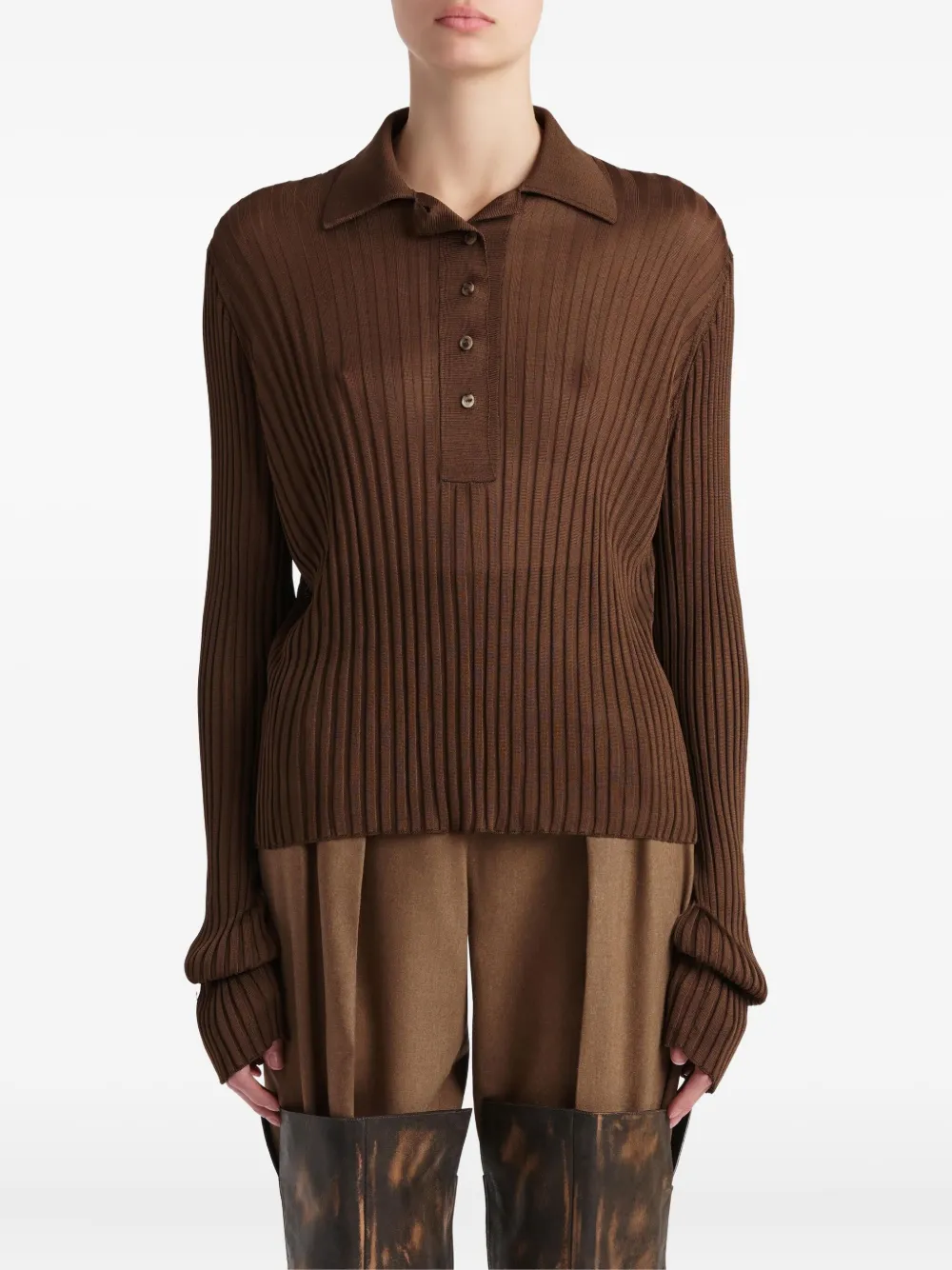 Khaite Vin Ribbed Buttoned-top In Brown