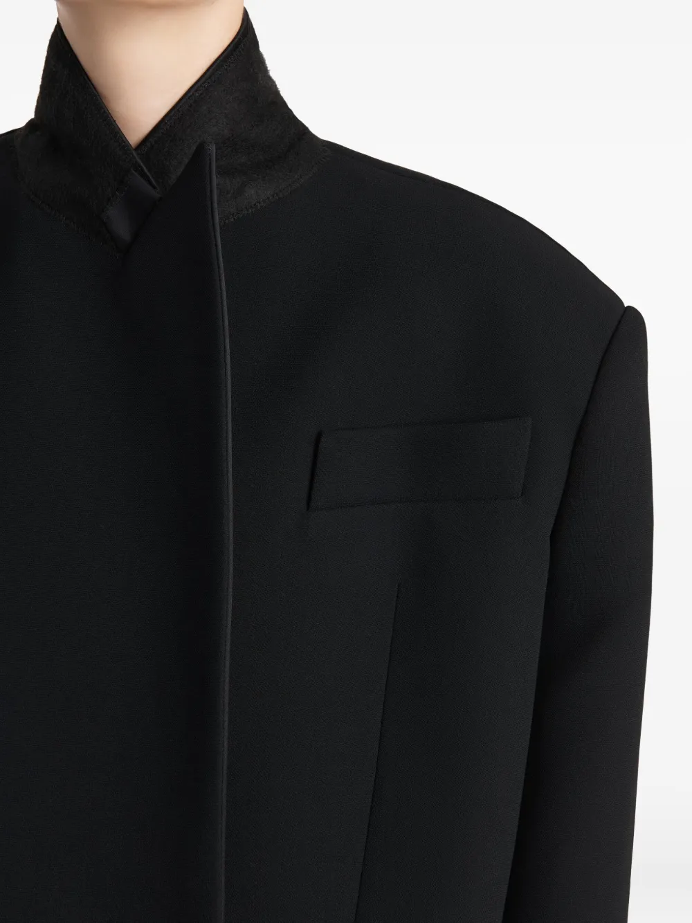 Khaite Notched Lapel Single-button Jacket In Black