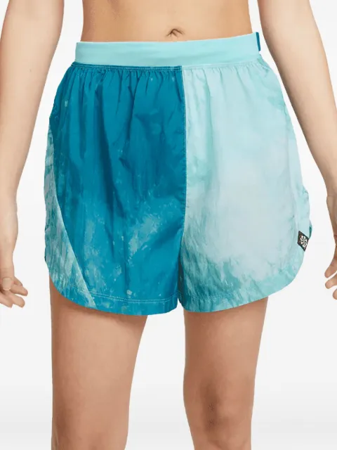 Nike shorts bolsillos