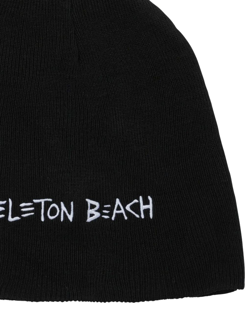 Gallery Dept. Ribbed Embroidered Beanie In Black