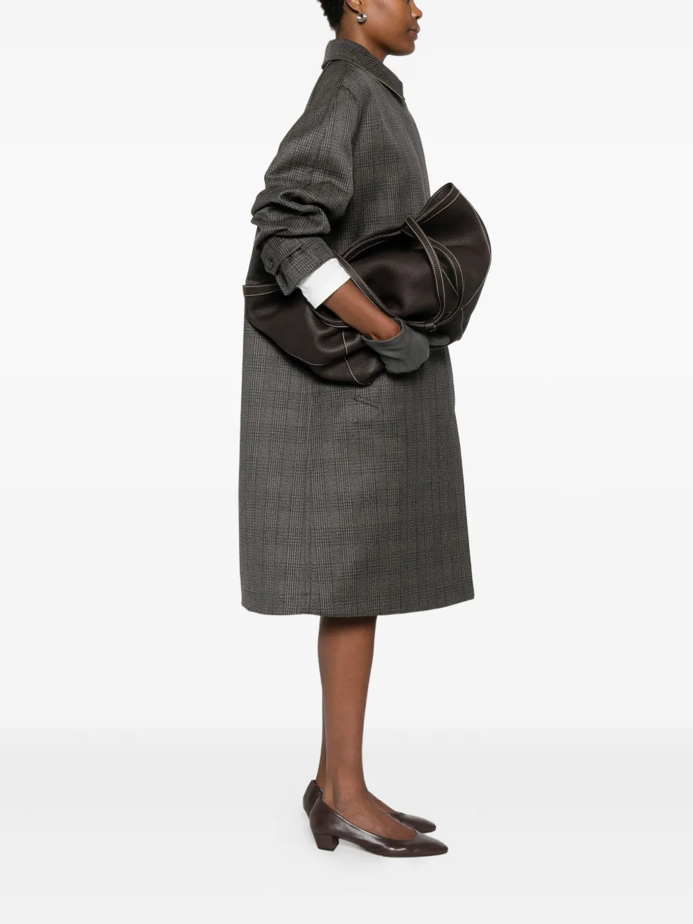 The Row Contrast-stitching Tote Bag In Brown
