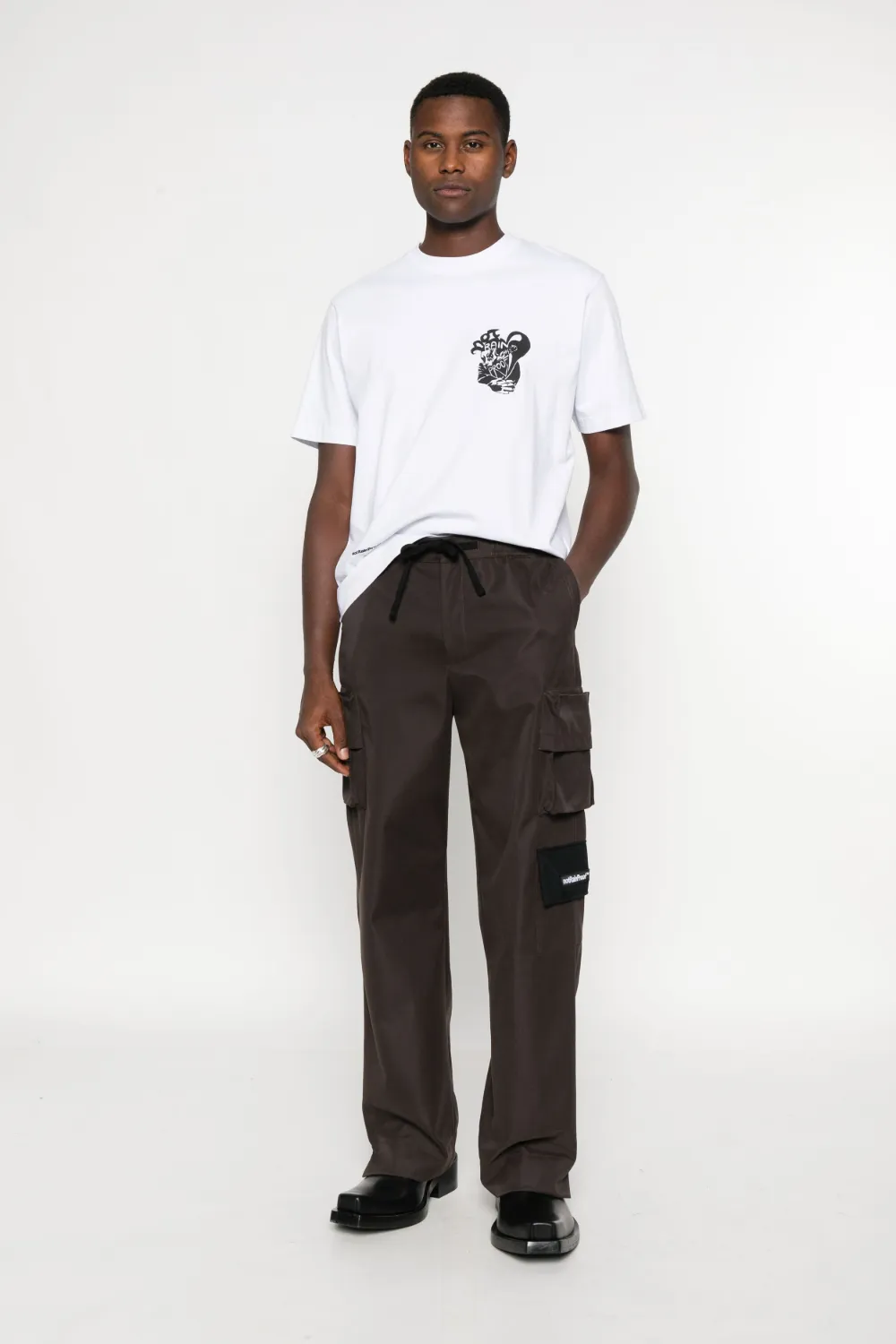 NotRainProof logo-appliqué cargo trousers - Bruin