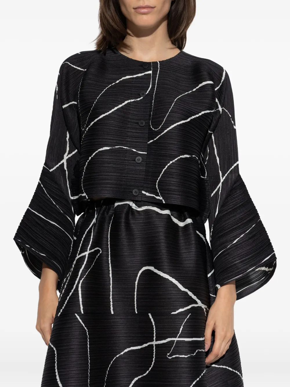 Issey Miyake Pause Plissé Jacket In Black