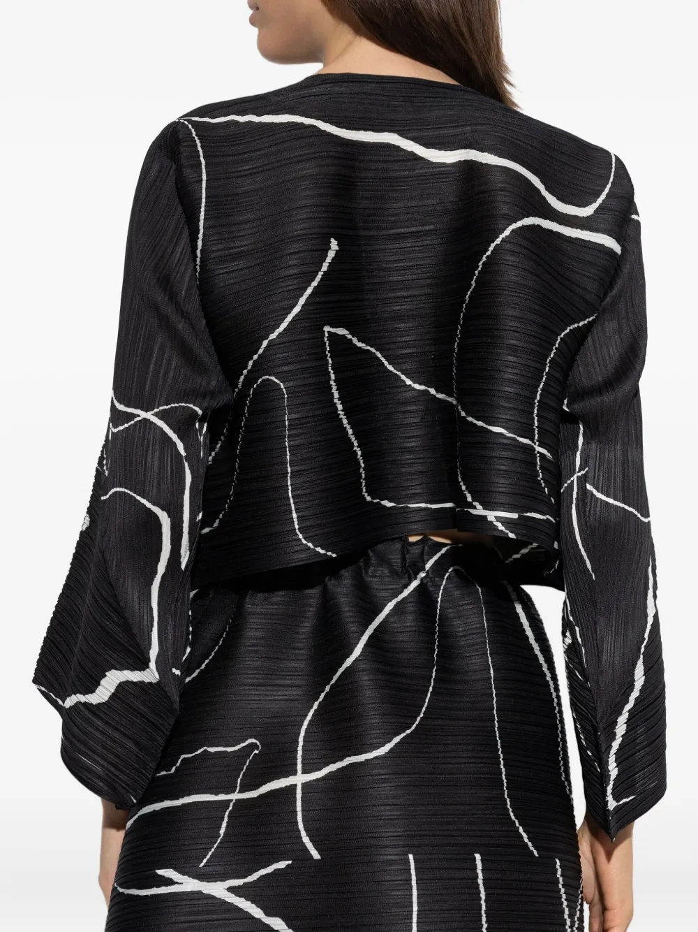 Issey Miyake Pause Plissé Jacket In Black