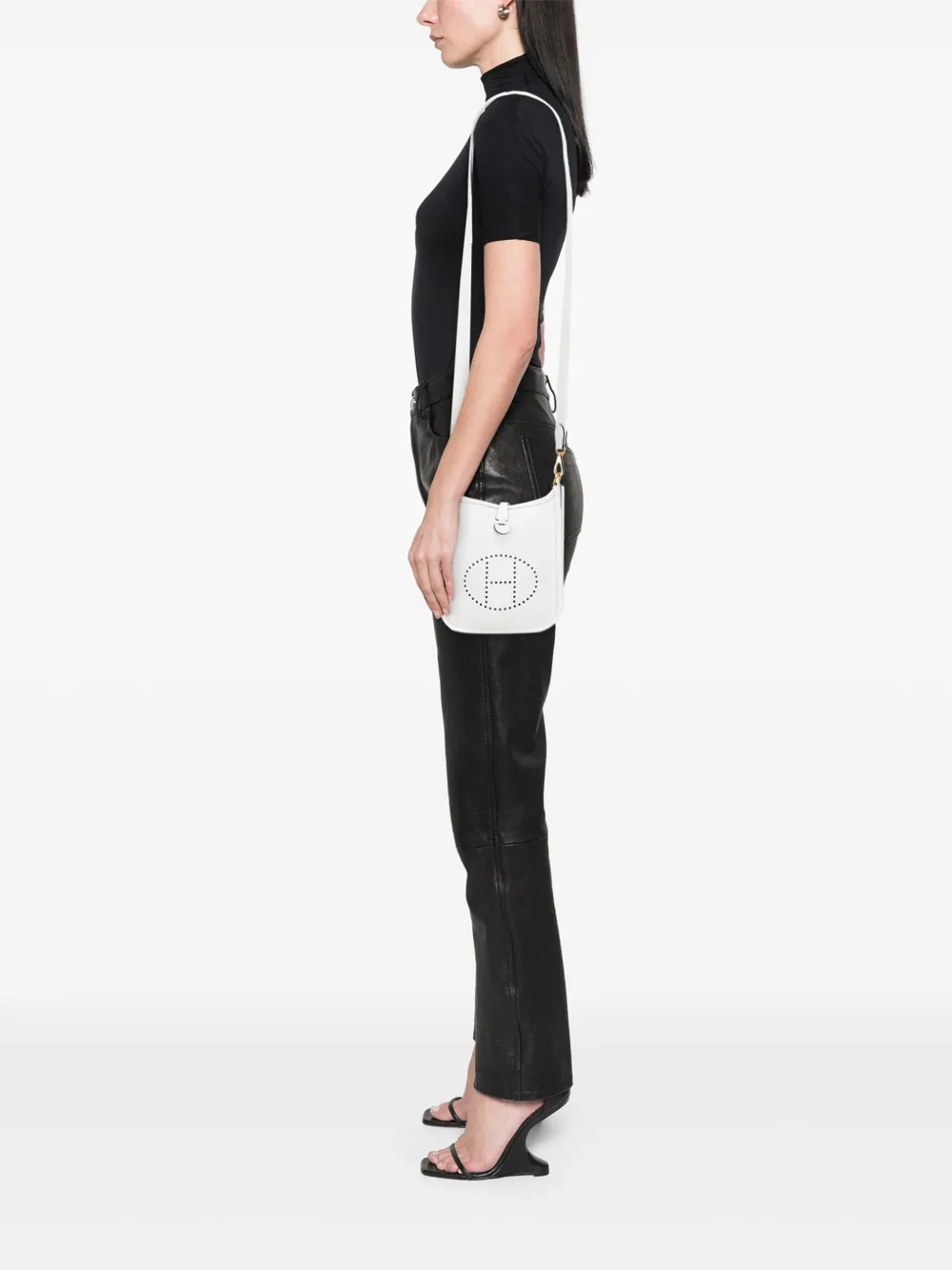 Hermès Pre-Owned 2023 Clemence Evelyne TPM crossbody bag | Pre-Owned | Image 2