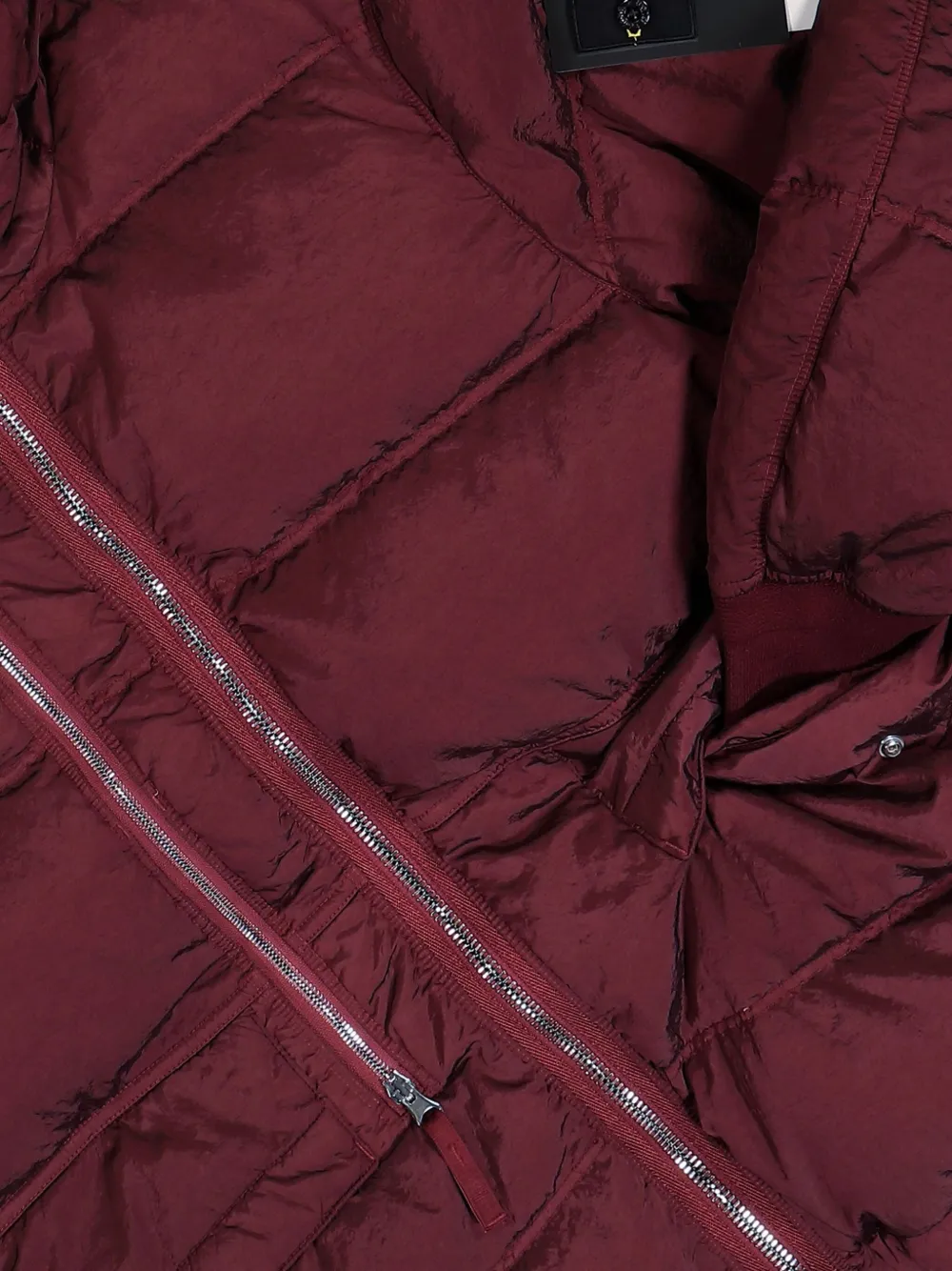 Stone Island Gewatteerd jack met capuchon Rood
