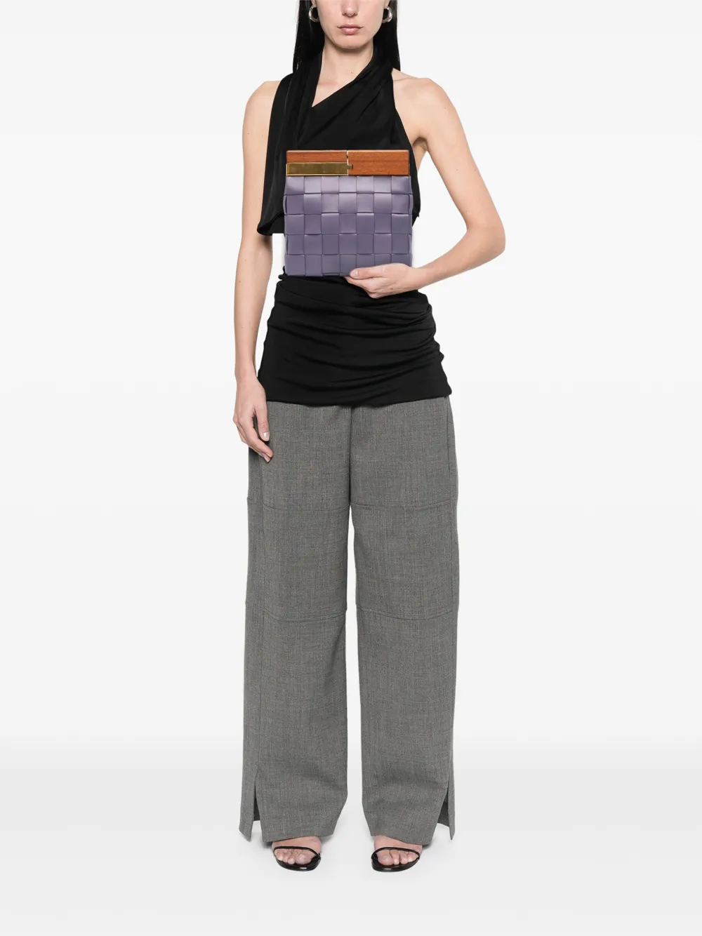 Bottega Veneta Pre-Owned 2012-2025 Lambskin Maxi Intrecciato The Snap clutch bag | Pre-Owned | Image 2
