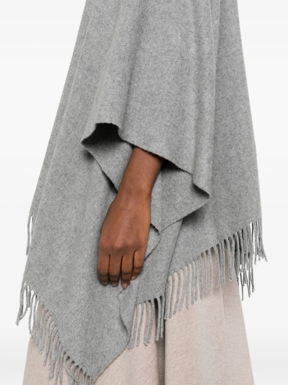 Gran Sasso Poncho met col en franje Grijs