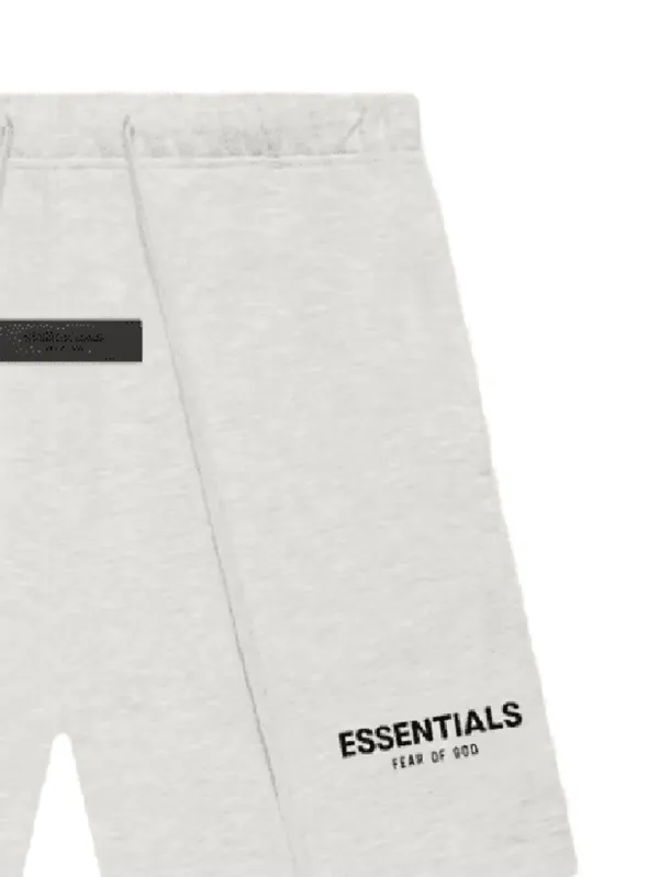 fear of god essentials ドローストリングショーツ FEAR OF GOD ESSENTIALS Essential Logo Track Shorts | Grey | FARFETCH
