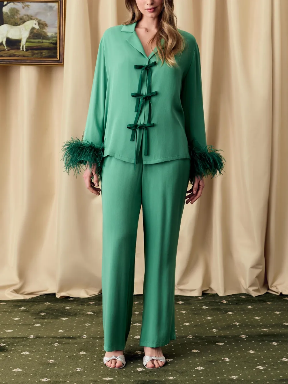 Sleeper bow detachable feathers pajama set | Image 2