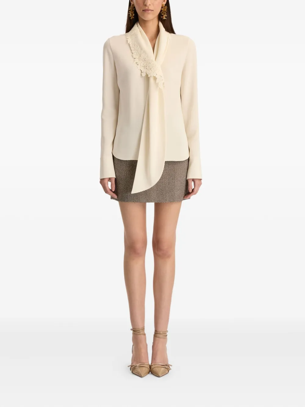 Oscar de la Renta Blouse met gestrikte hals - Beige