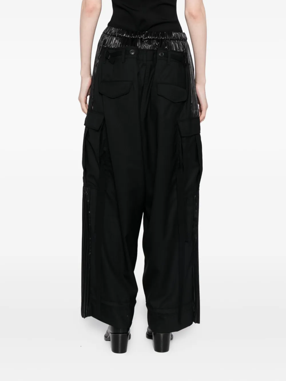 Junya Watanabe Broek met geplooid vlak en cargo zak Zwart