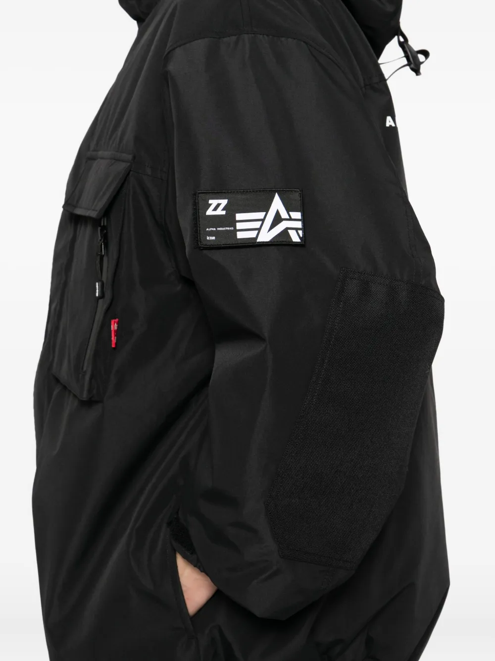 izzue Gewatteerd jack met capuchon Zwart