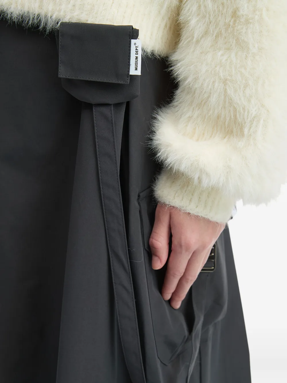 Musium Div. Plooibroek met zak Zwart