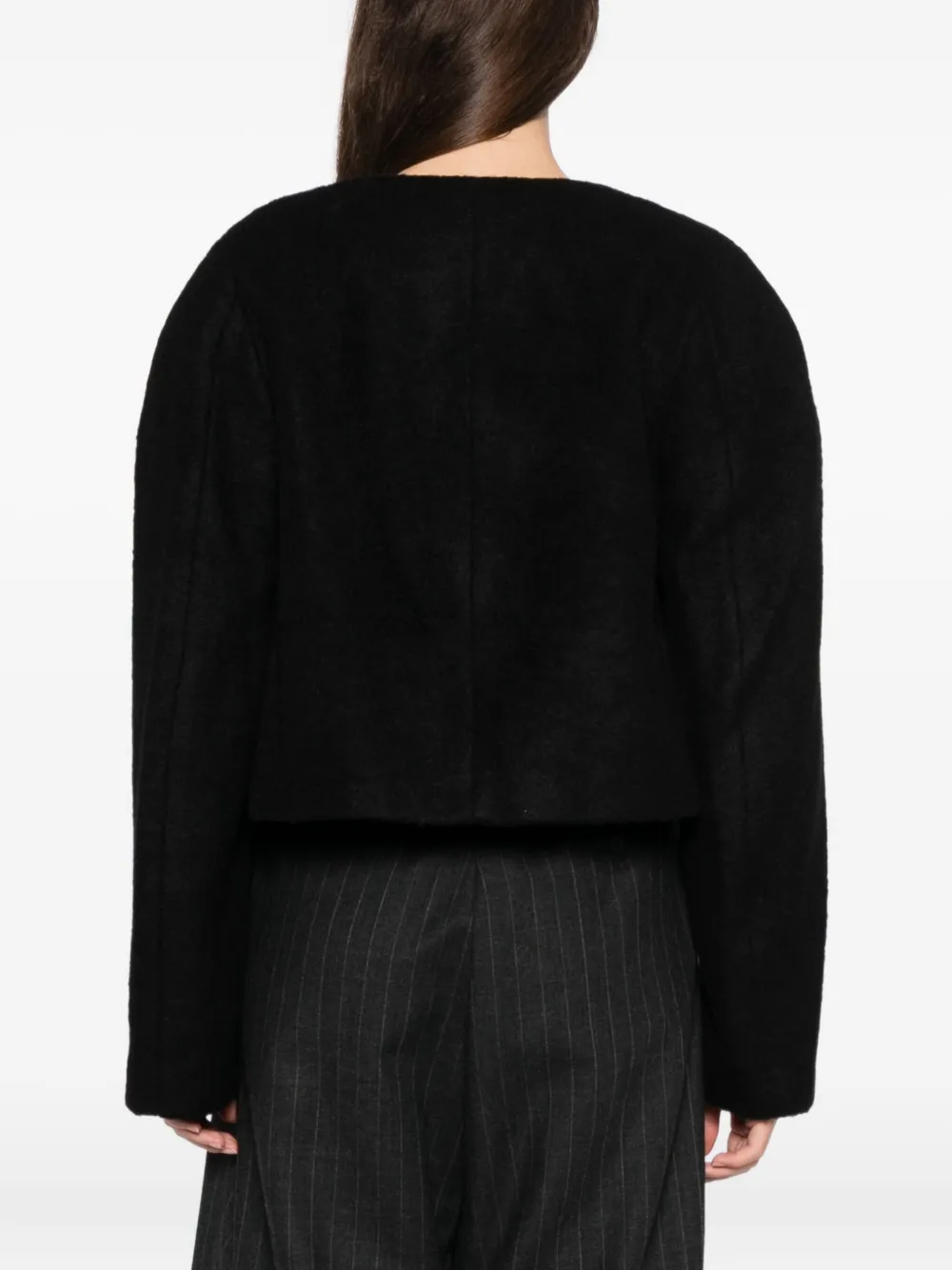 Low Classic Jack met oversized schouders Zwart