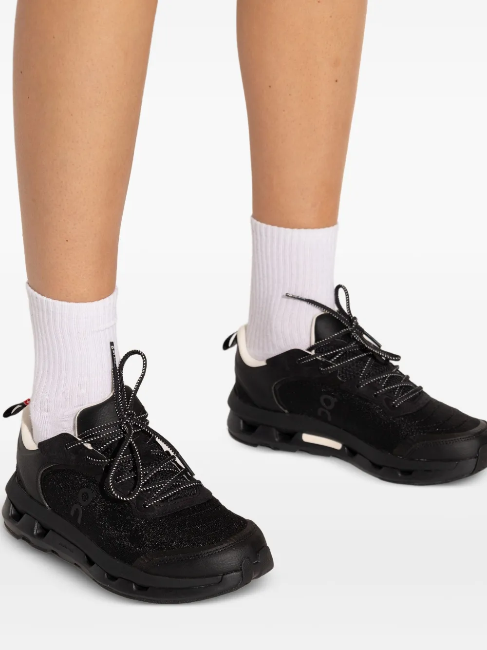 On Running Logo-print Lace-up Sneakers In Black