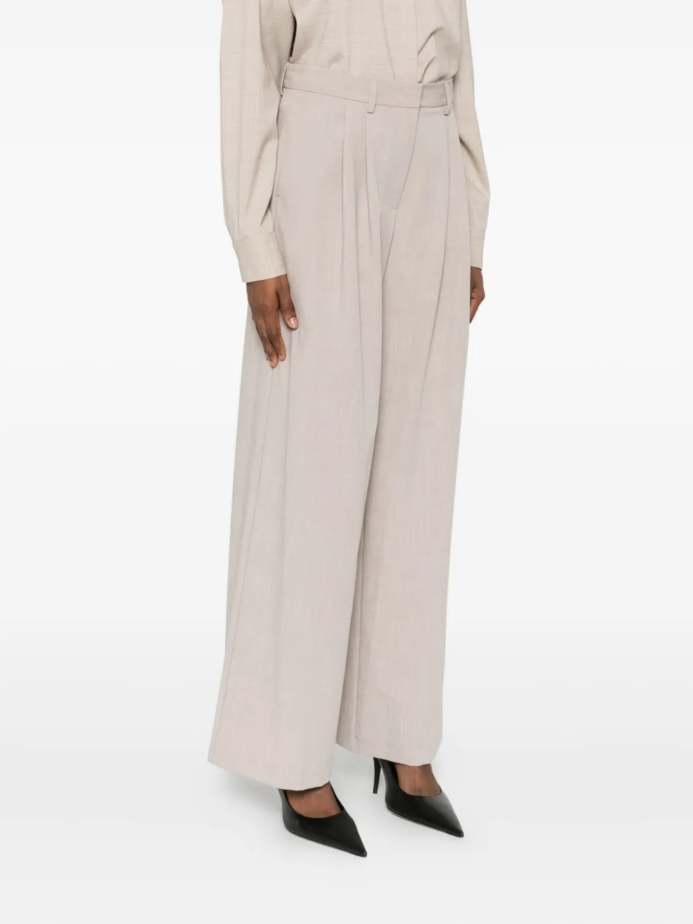 Su Pleated Pants In Neutral