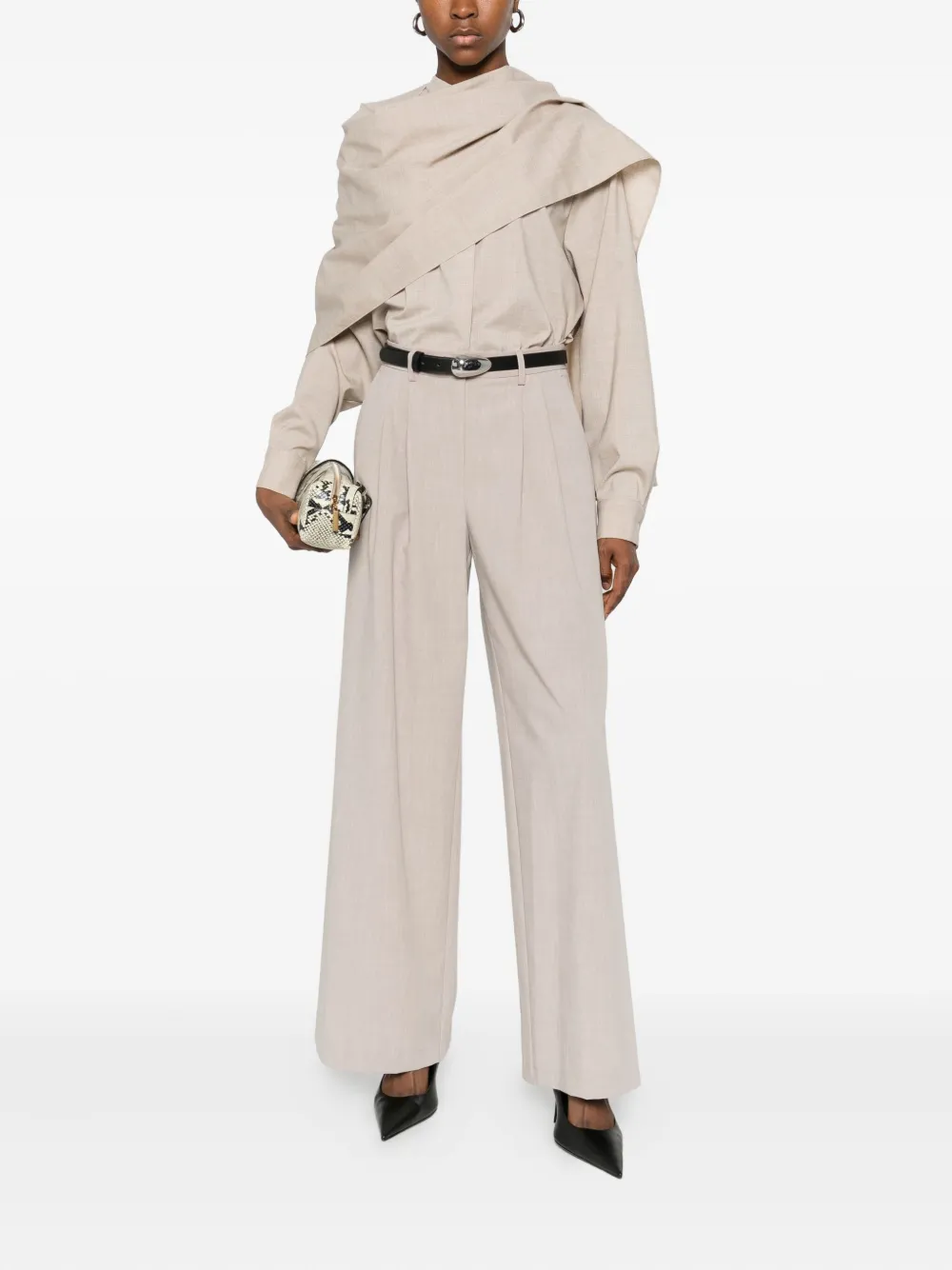 Su Draped-detail Blouse In Neutral