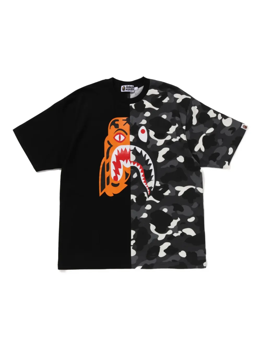 A BATHING APE® Tiger Shark printed T-shirt | Black | Image 1