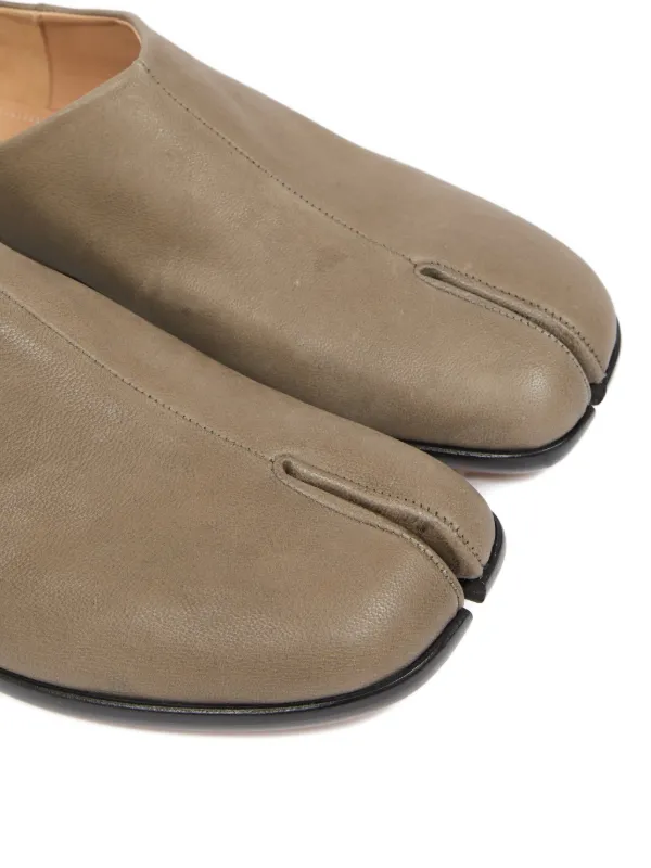 Maison Margiela Tabi Babouches | Brown | FARFETCH ZA