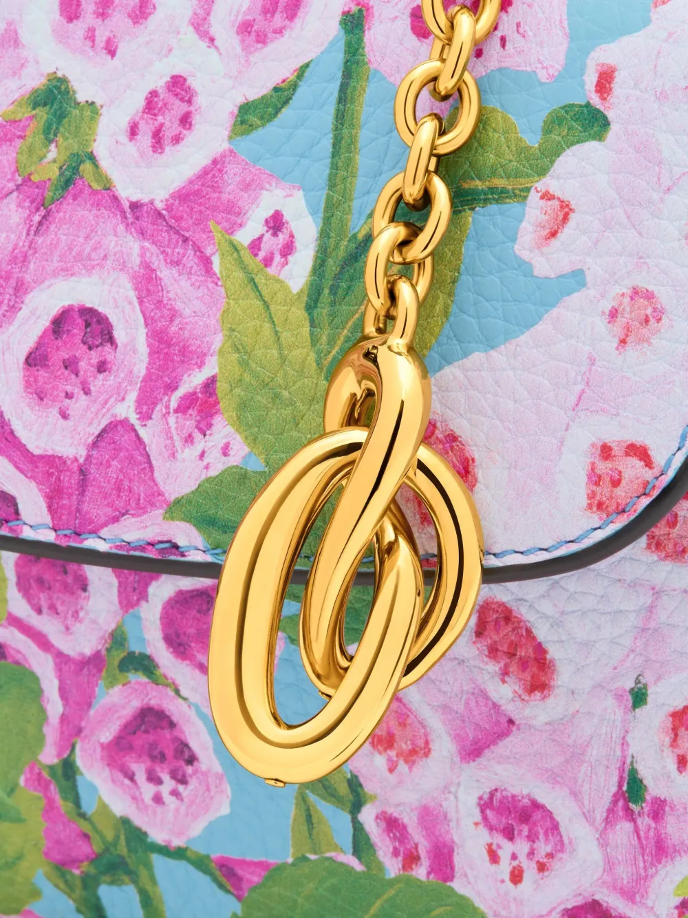 Oscar De La Renta Chain Knot Bag Accessory In Multi