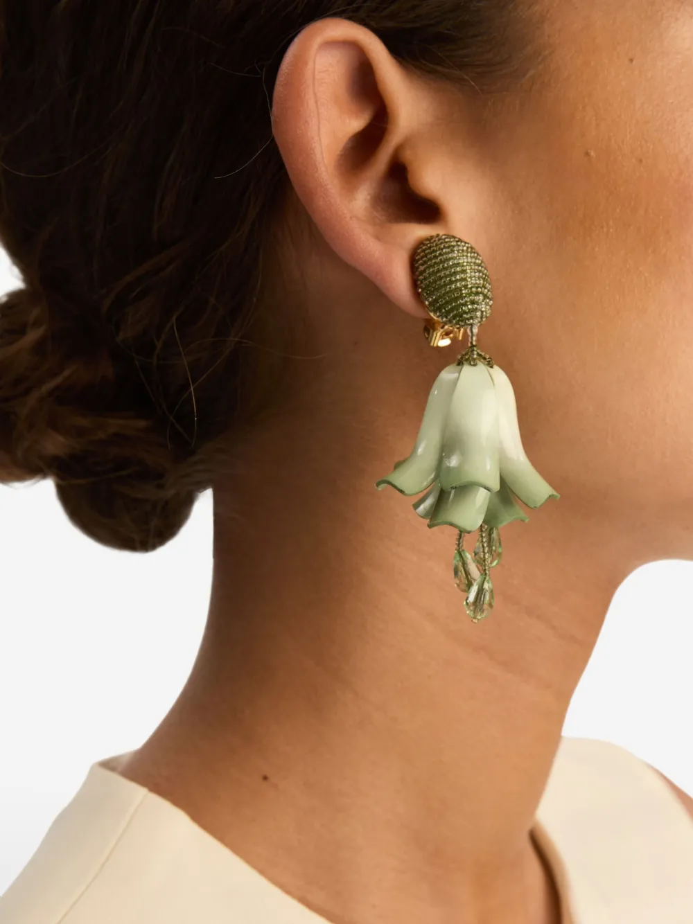 Oscar de la Renta Oorbellen met kralen en bloemen - Groen