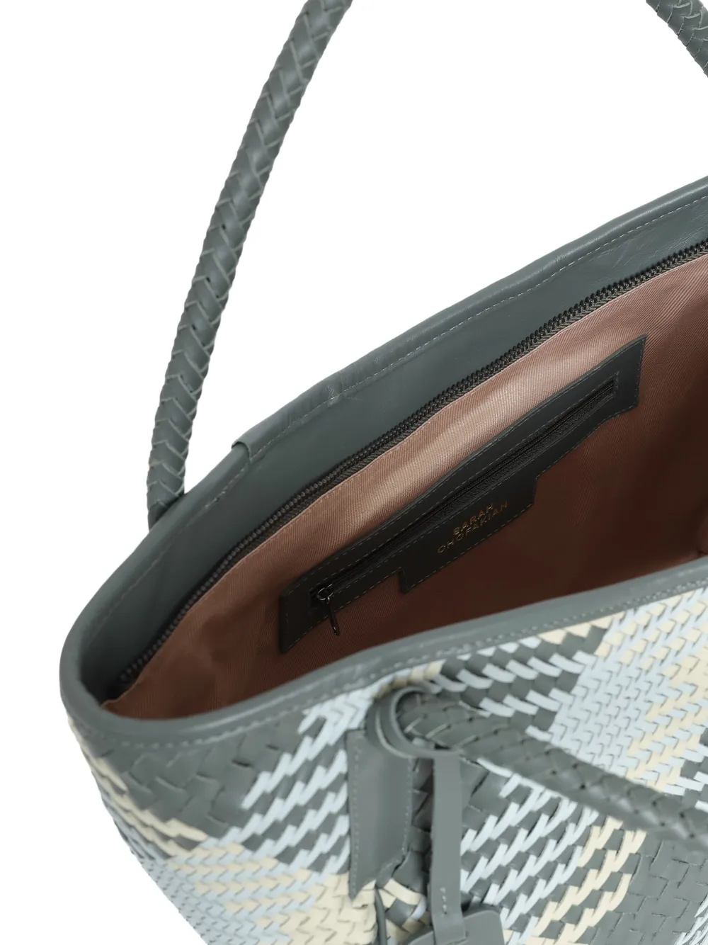 Sarah Chofakian Nougat schoudertas met geweven handgreep Grijs