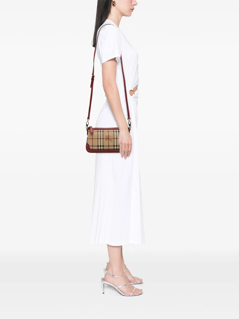 Pre-owned Burberry 2000-2017 Haymarket Check Coated Canvas Peyton Crossbody Bag In Brown