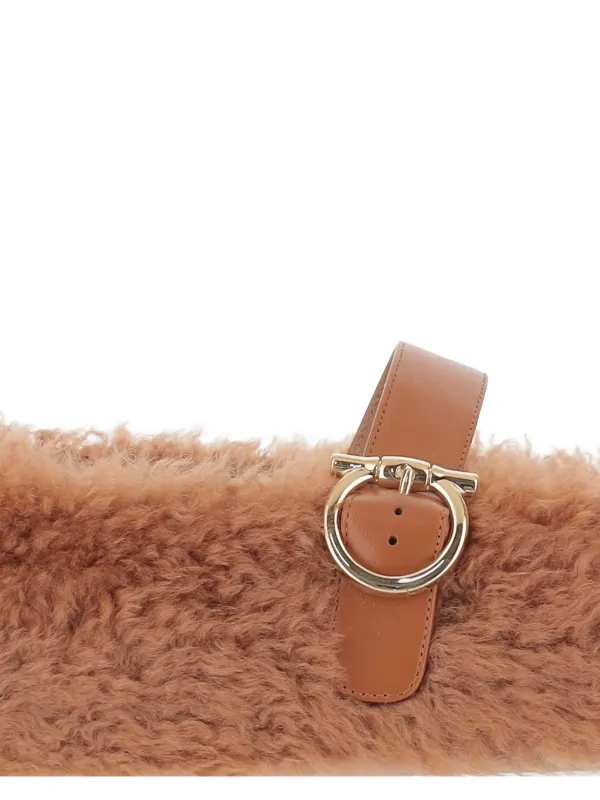 Ferragamo シアリング フラットシューズ | ブラウン | FARFETCH JP