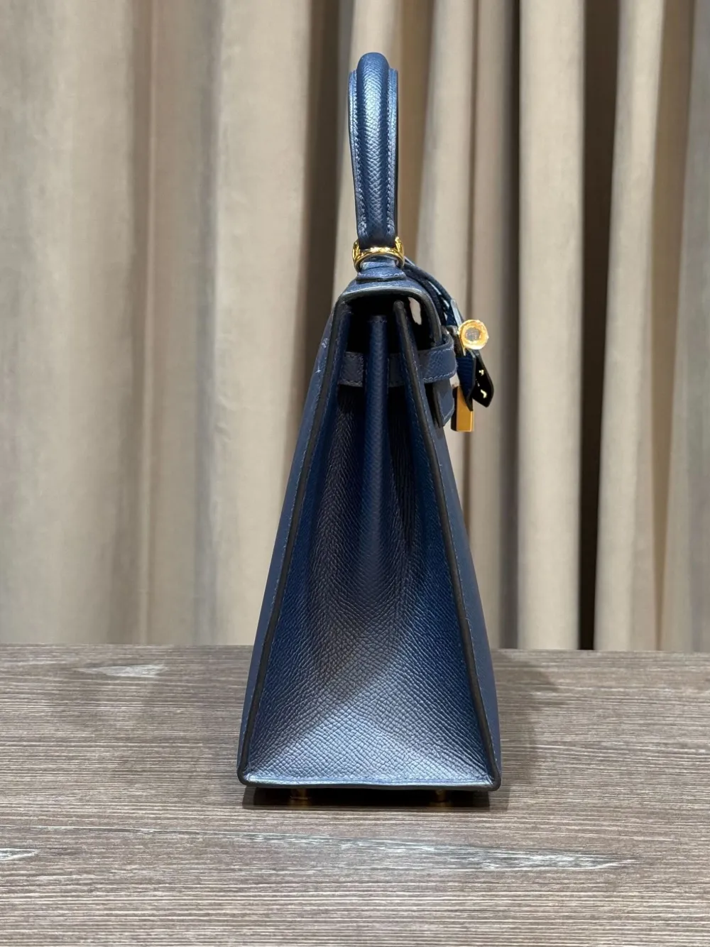 Pre-owned Hermes 2023 Kelly 25 Sellier Tote Bag In Blue