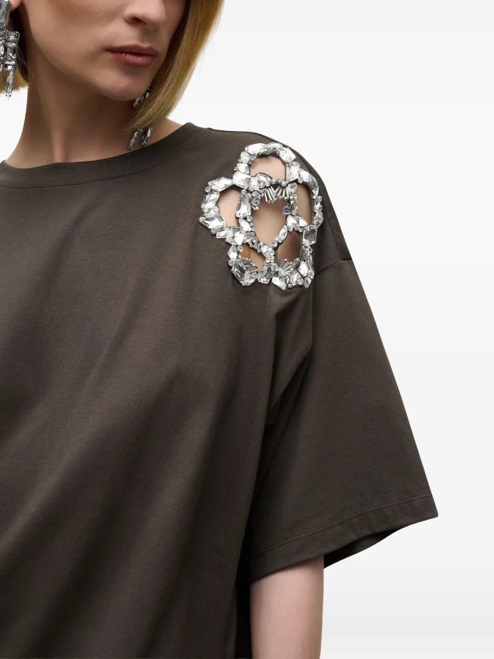 Area Crystal-cluster Flower T-shirt In Black