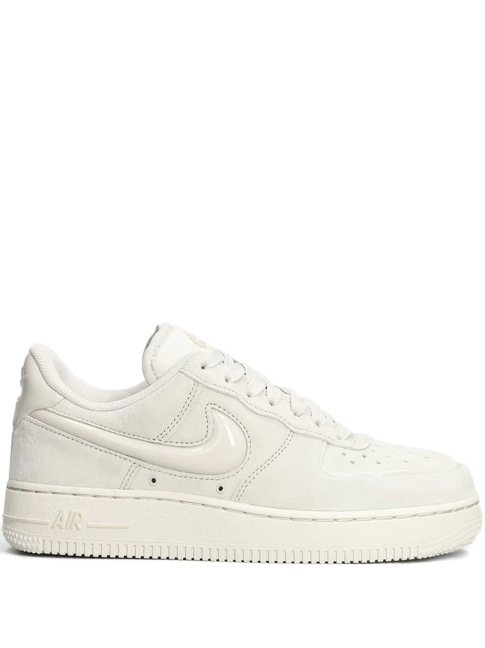 Nike Air Force 1 '07 sneakers met vlakken Beige