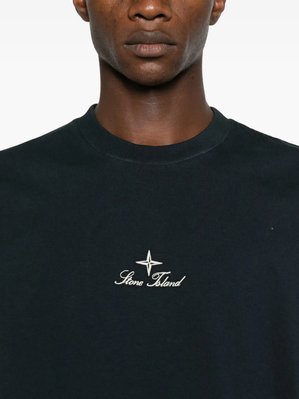 Stone Island T-shirt met geborduurd logo Zwart