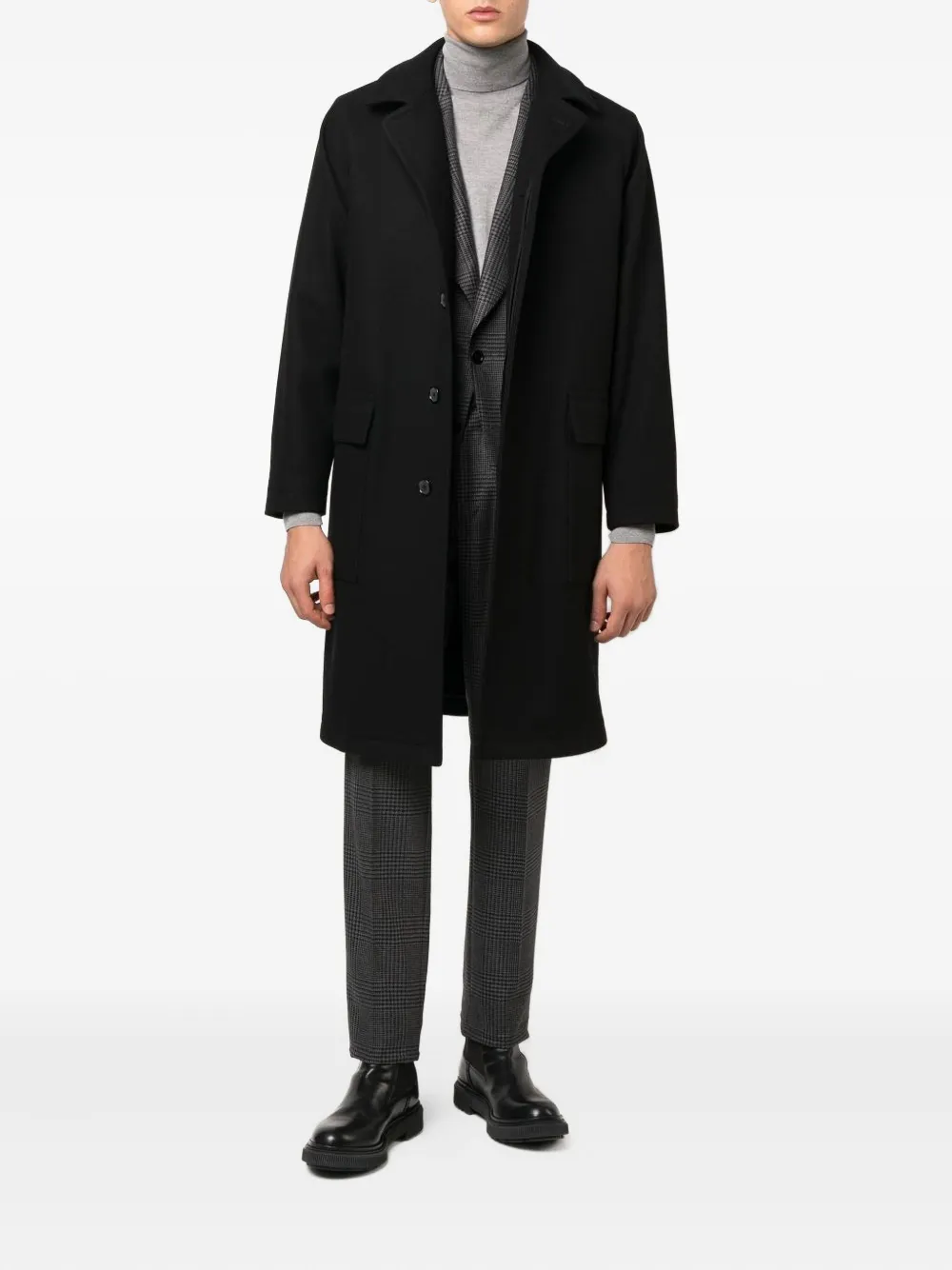 Tagliatore Loyds buttoned coat | Single Breasted Coats | Image 2