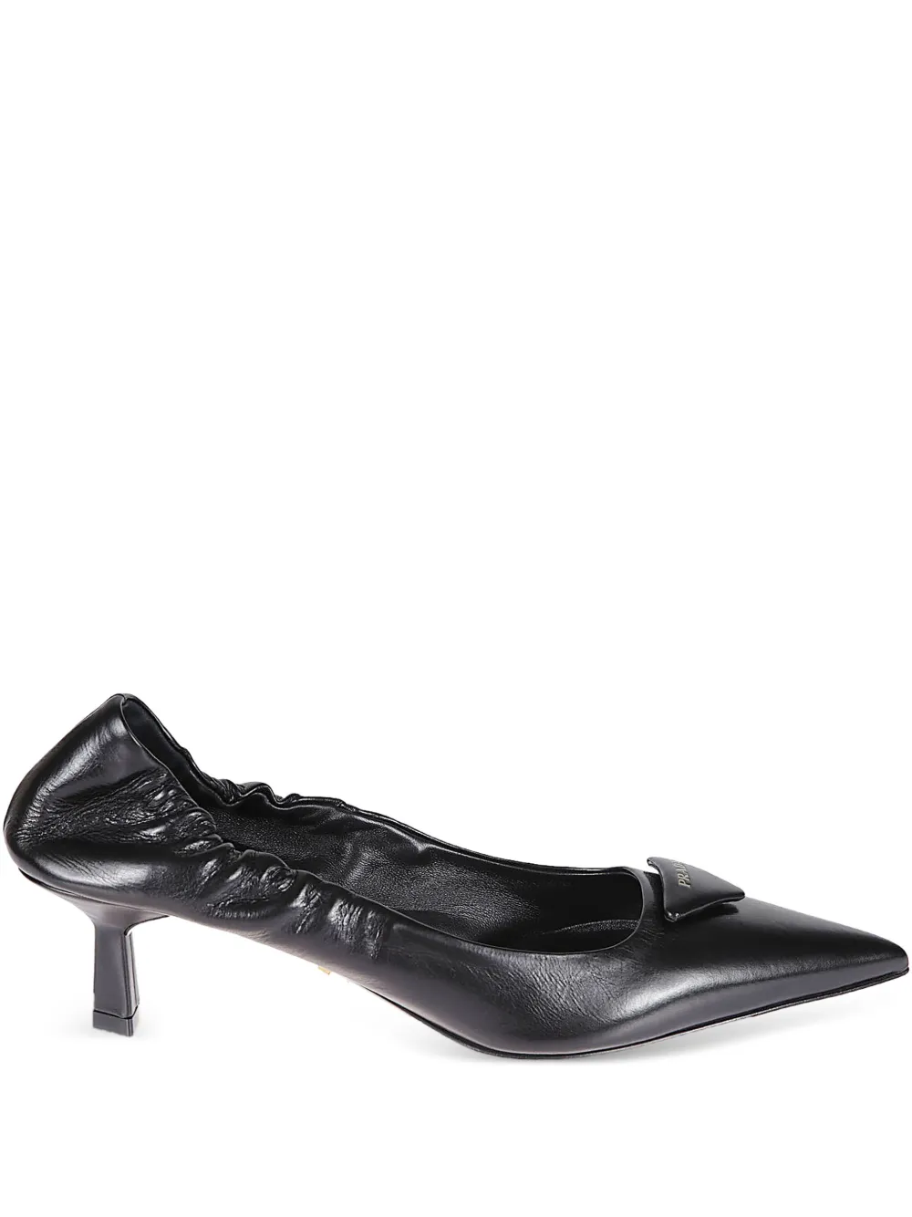 Prada 55 mm pumps met ruches en puntige neus Zwart