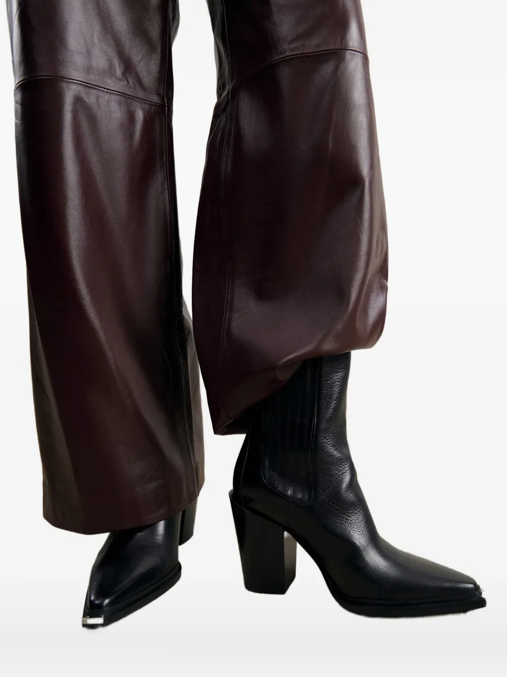 Potamy Leather Chelsea Boots In Black