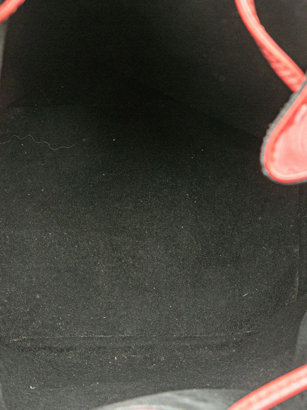 Pre-owned Louis Vuitton 1994 Epi Noe Gm Bucket Bag In Red