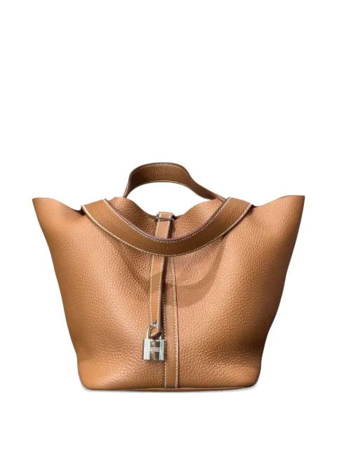 Hermès Pre-Owned 2025 lock 22 tote bag