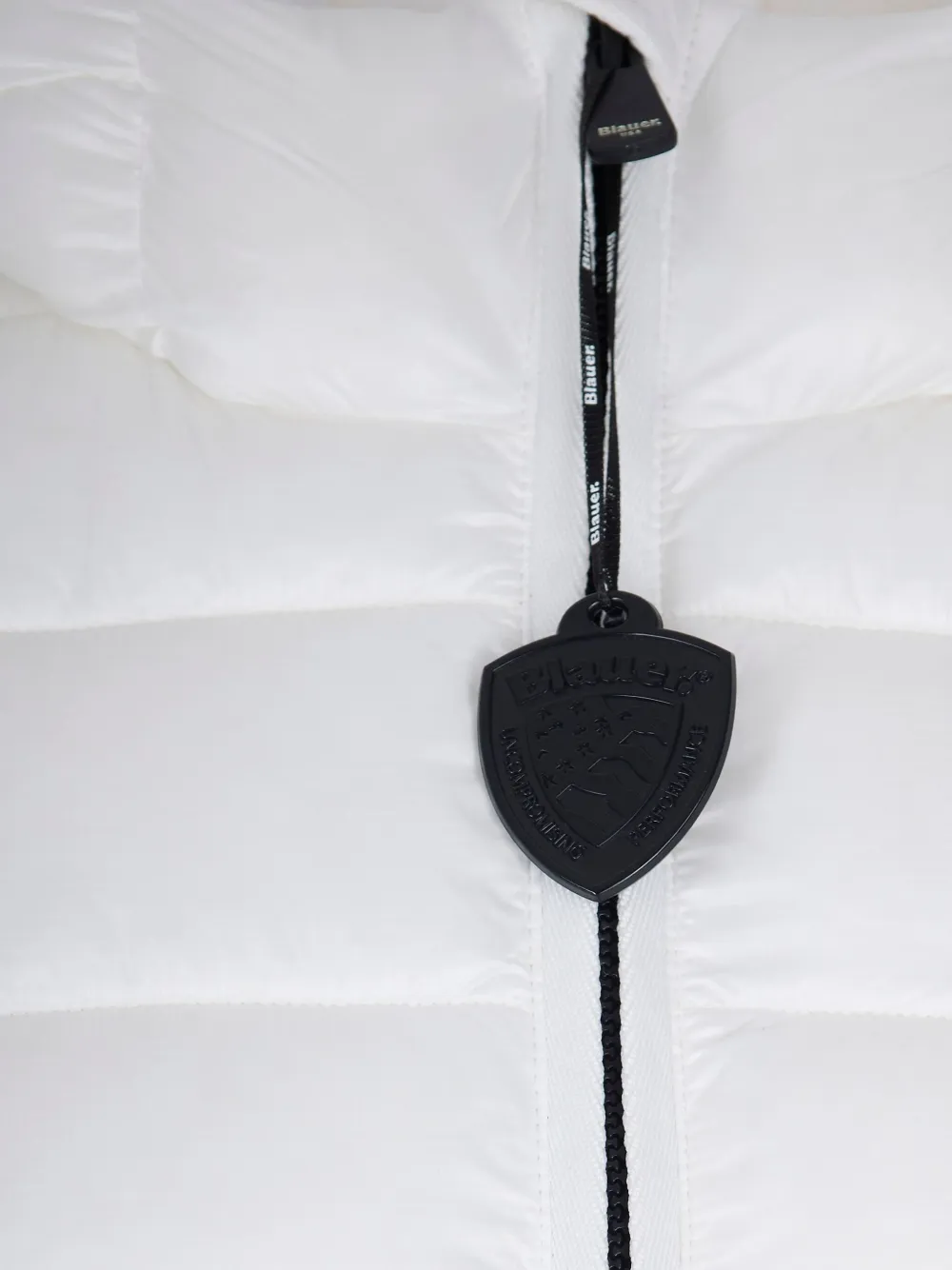 Blauer Piumino Sfiancato Charme Bianco In White