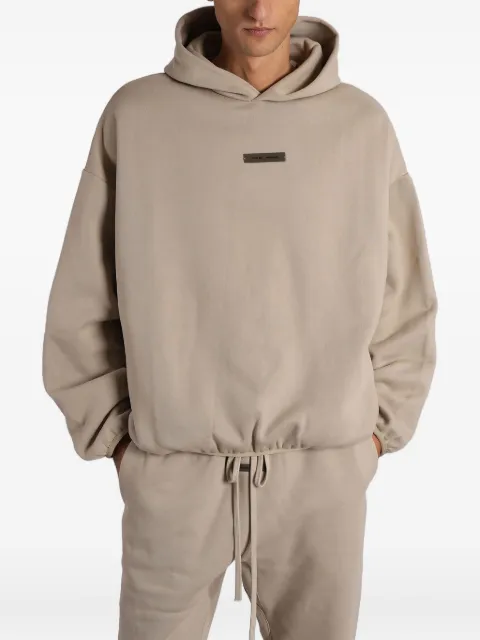 FEAR OF GOD ESSENTIALS hoodie con detalle del logo