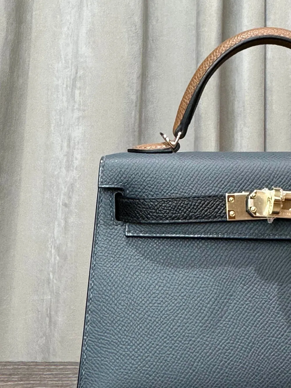 Pre-owned Hermes 2024 Mini Kelly Sellier 20 Tricolore Tote Bag In Gray