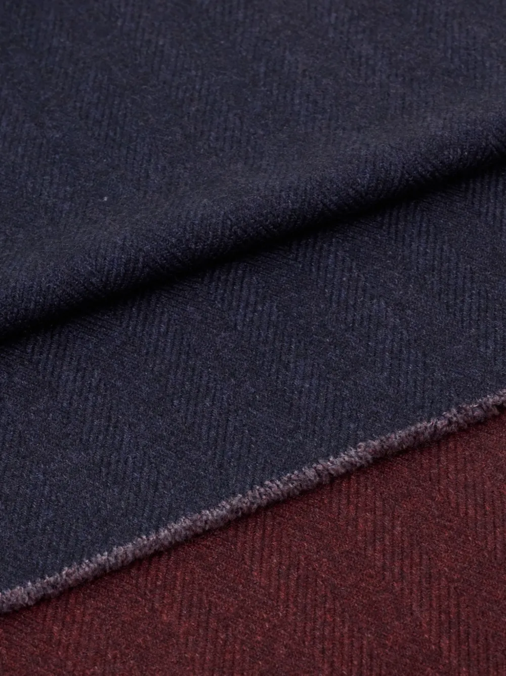 Boggi Milano Sjaal met chevron streep - Blauw