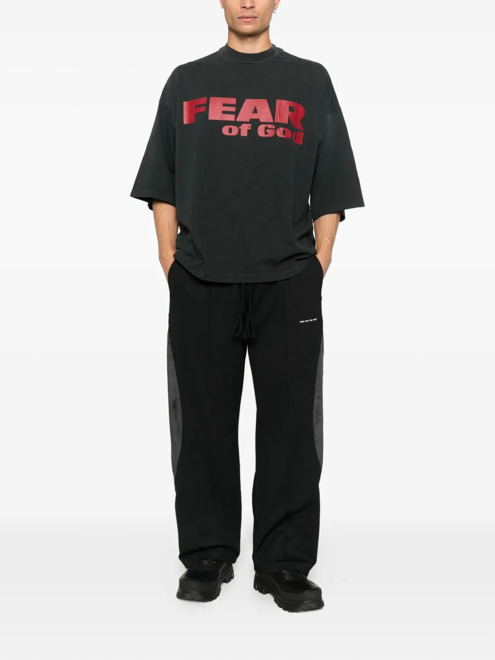 Fear Of God playera con logo | Playeras | Image 2