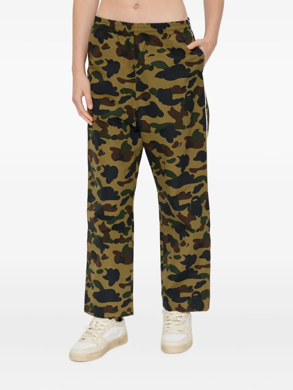A BATHING APE Broek met camouflageprint Groen
